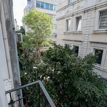 Two-bedroom * Istanbul